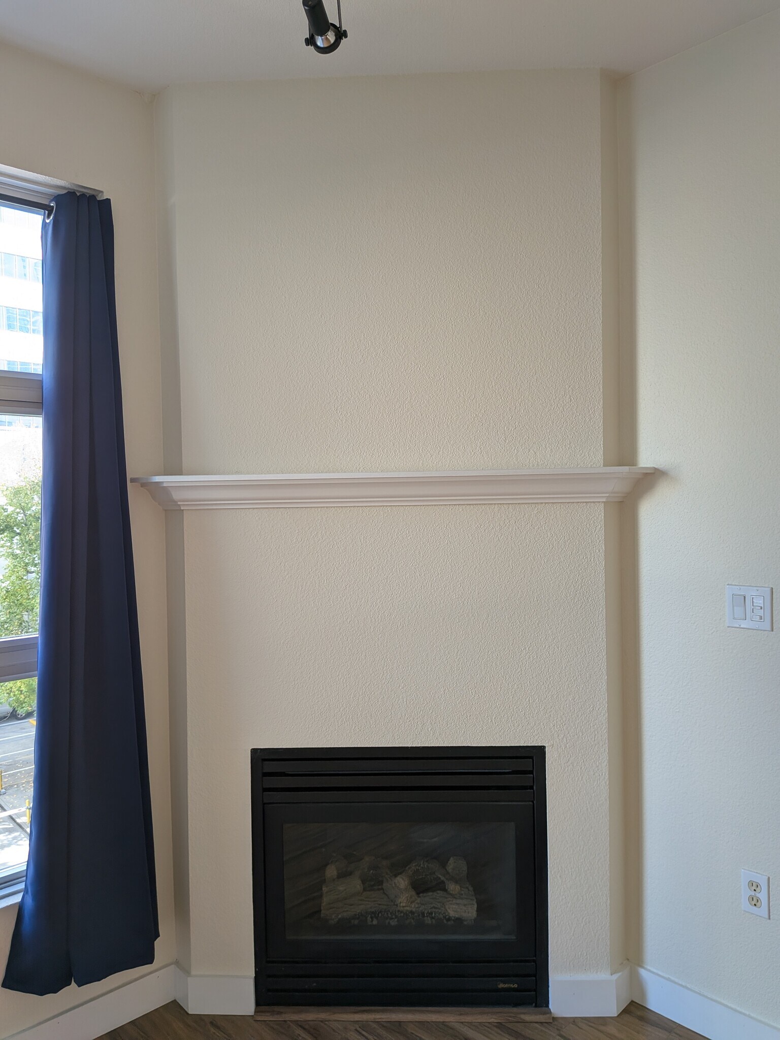 Building Photo - 1240 India St