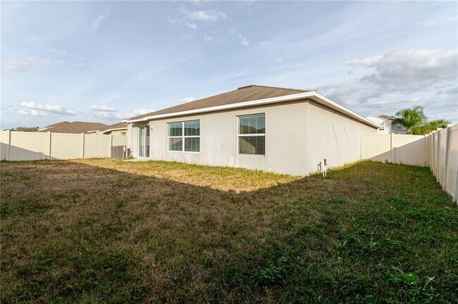 Building Photo - 304 Cascade Bend Dr