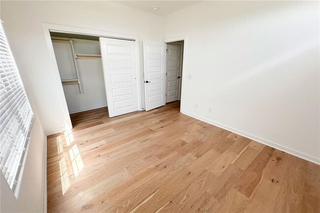 Building Photo - 1623 Brooks Ave