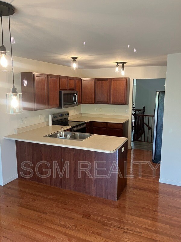 Building Photo - 1711 Ambrose Terrace Dr