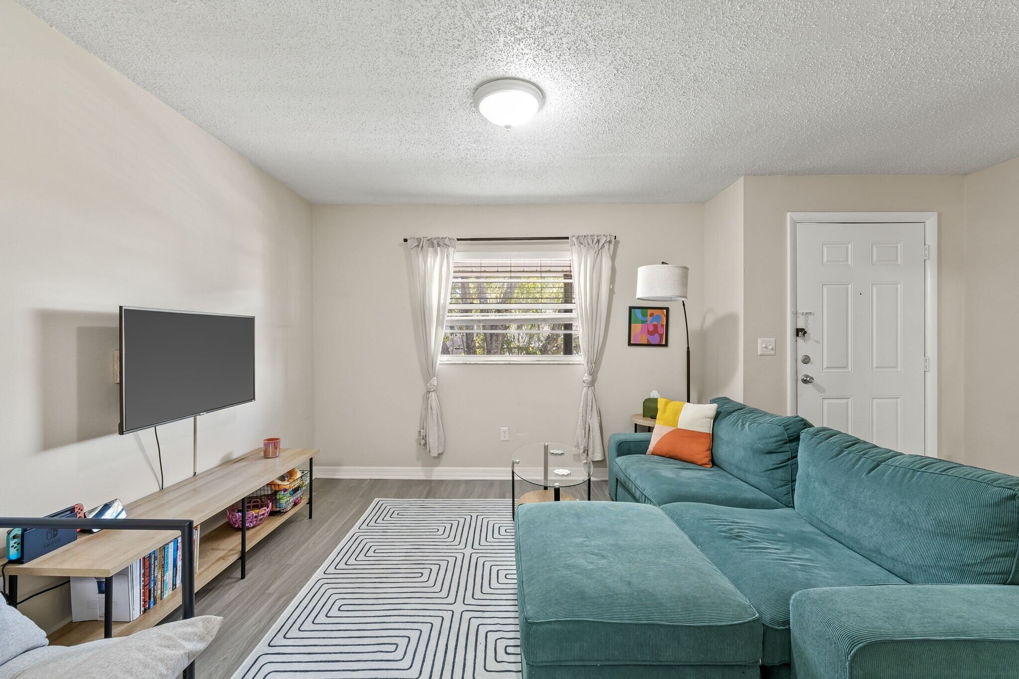 Building Photo - 310 S Orleans Ave