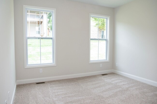 Building Photo - 8115 Chapel Hill Ln