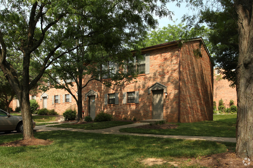 Building Photo - Eastridge Apartments - Section 8