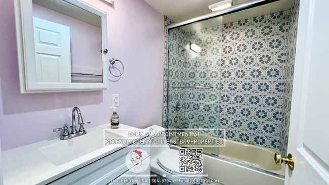 Building Photo - 3 bedroom home in El Sabrante with EV charger, 2 parking spots, 1 car garage, ac/heat!