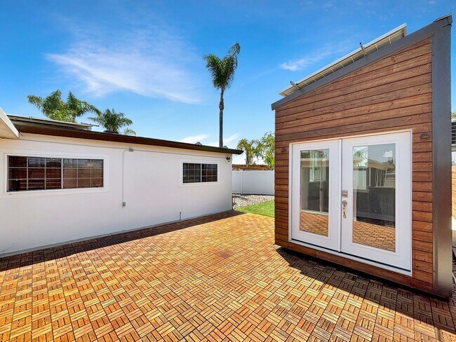 Building Photo - Charming & Spacious 3BD/2BA House in Clair...