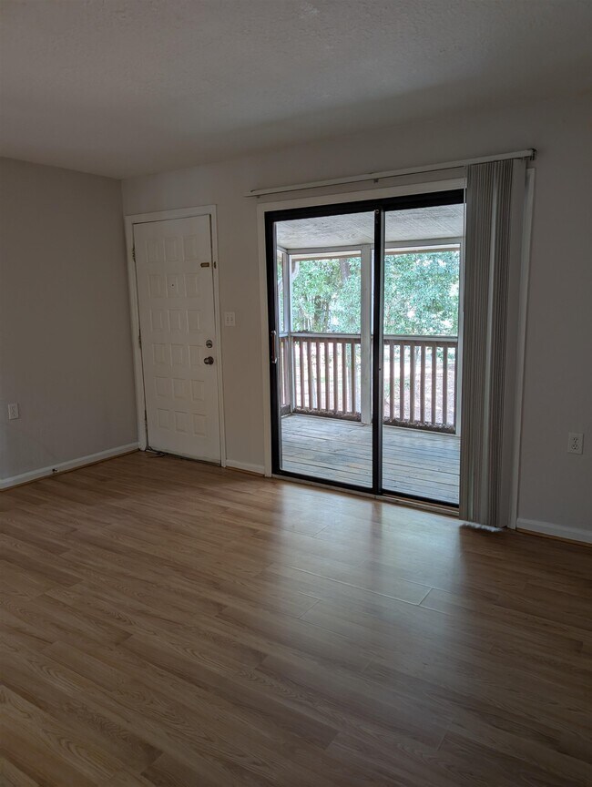 Building Photo - 317 Mabry St