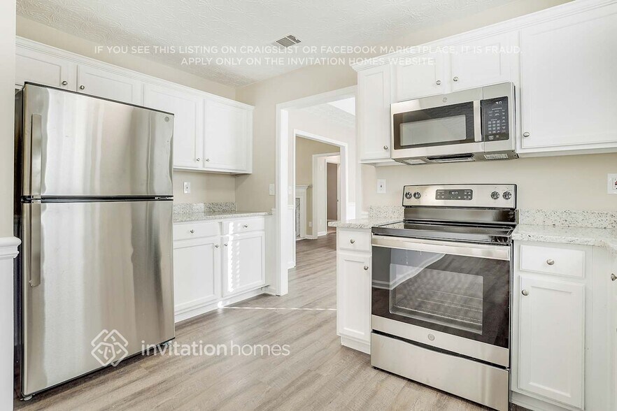 Building Photo - 140 Oak Hill Dr