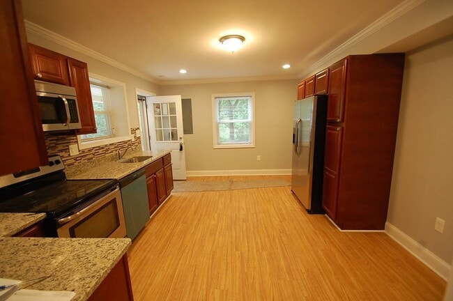 Building Photo - 1940 Nelson Mill Rd