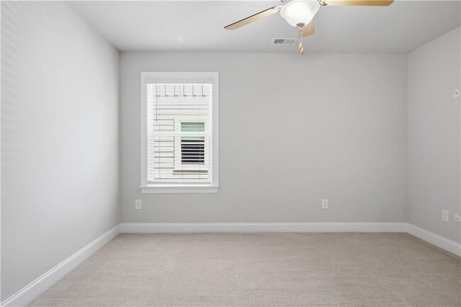 Building Photo - 781 Belerose Ln