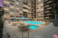 Building Photo - 10450 Wilshire Blvd