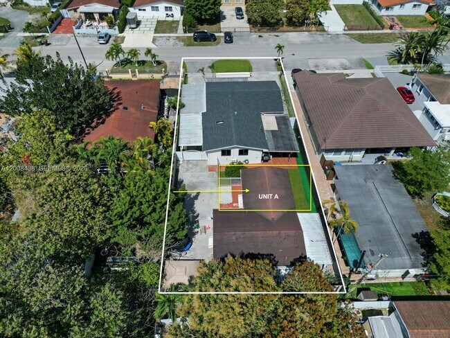 Building Photo - 252 E 36th St