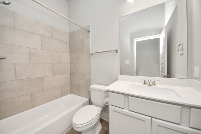 Building Photo - 4412 Mesquite Terrace Dr