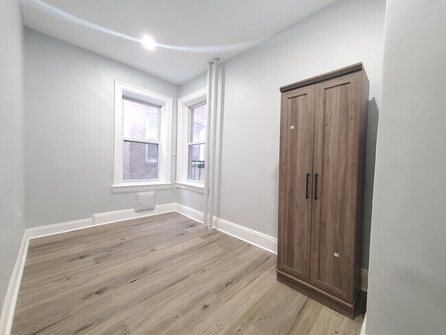 3139 JFK 205 - 3144 John F Kennedy Blvd