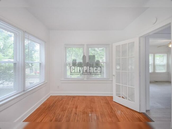 Building Photo - 3261 Carrollton Ave
