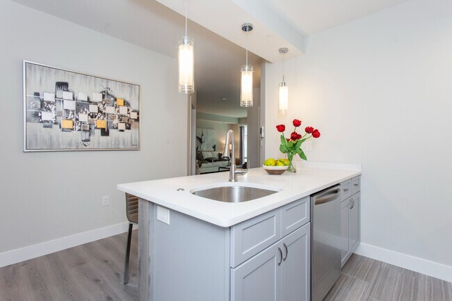 Building Photo - 1533-39 Parrish St