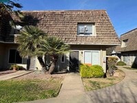 Building Photo - 1648 W N Bear Creek Dr