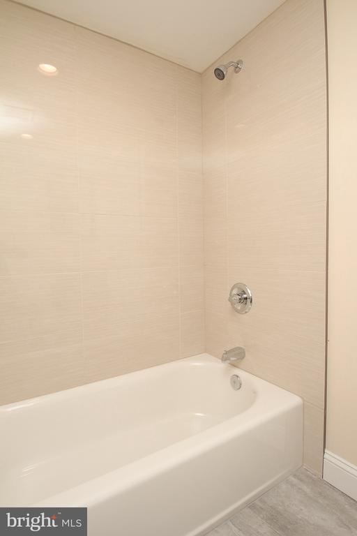 Building Photo - 1218 S 8th St