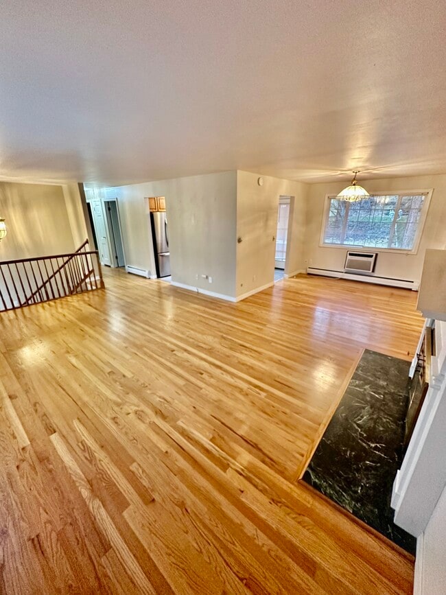 Building Photo - 2816 W Dell Dr