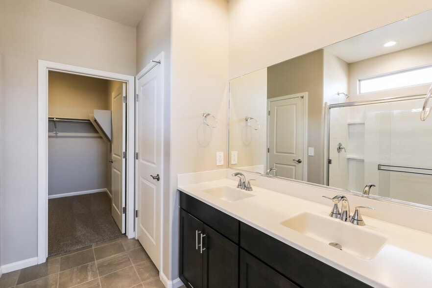 Building Photo - 12705 E Caden Dr