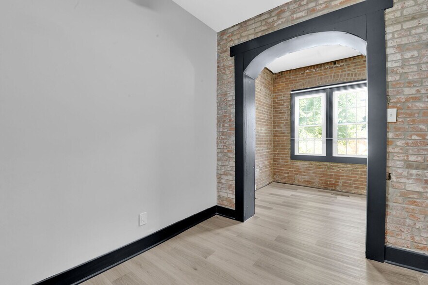 Building Photo - 3608 Nebraska Ave