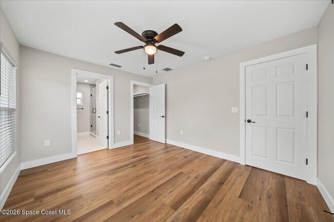 Building Photo - 510 Kennwood Ave