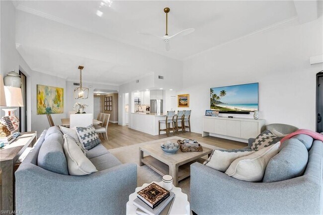 Building Photo - 7040 Pelican Bay Blvd