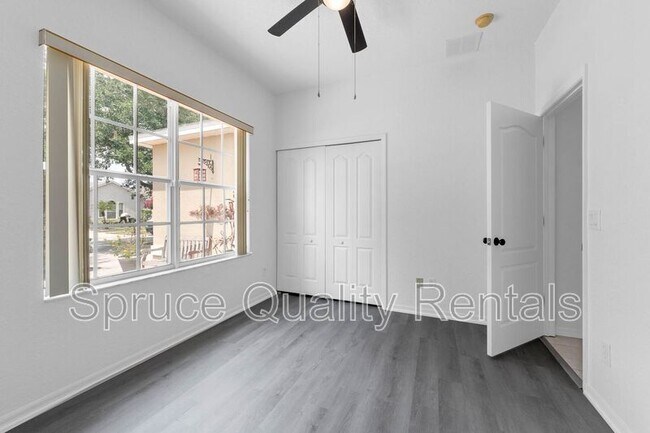 Building Photo - 1151 N Hampton Dr