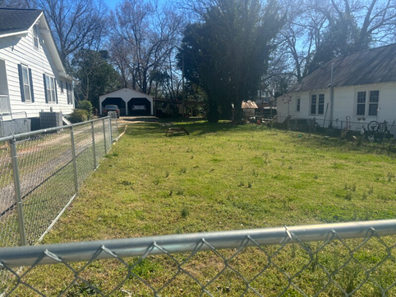 Building Photo - 206 Magazine St