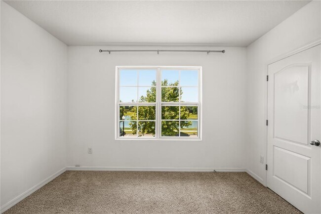 Building Photo - 1711 Setter Ave