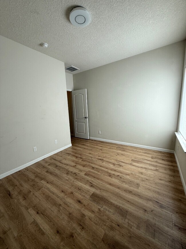 Building Photo - 12023 Pocono Rd SE