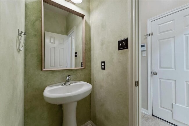 Building Photo - 21735 W Mulberry Field Cir