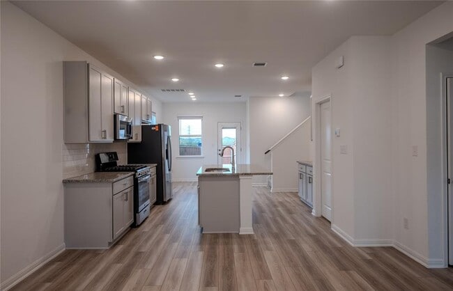 Building Photo - 524 Emory Crossing Blvd