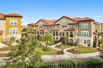 Building Photo - 2213 Lobelia Dr