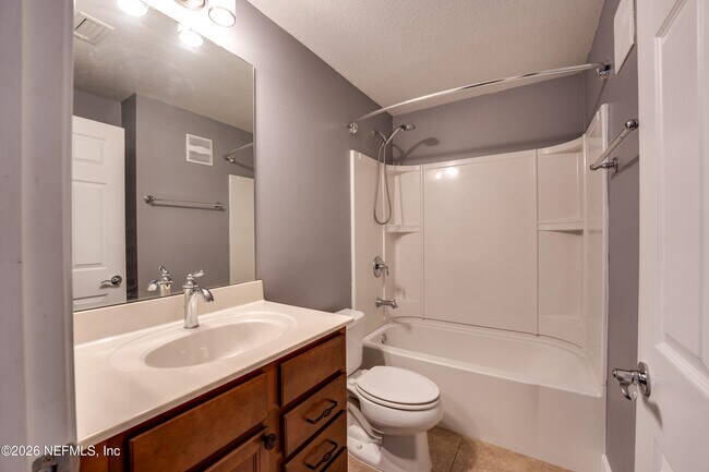 Building Photo - 6631 Shaded Rock Ct