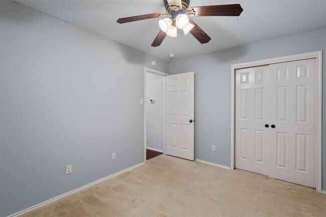 Building Photo - 2304 Jesse Owens Dr
