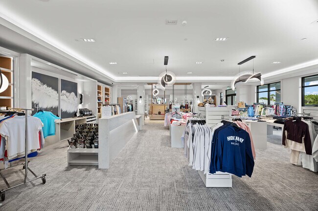 Building Photo - 828 Hideaway Cir E