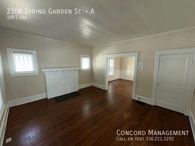 Building Photo - 2108 Spring Garden St
