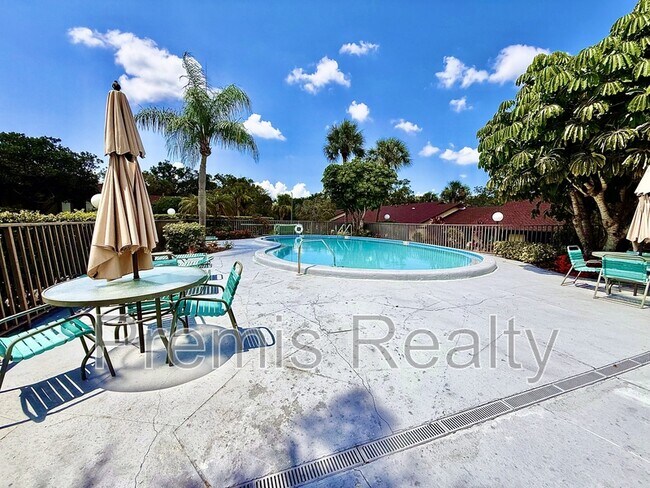 Building Photo - 1271 Powderpuff Dr