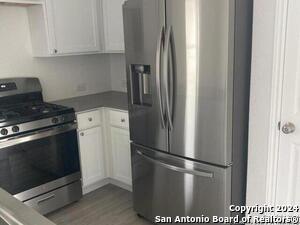 Building Photo - 9106 Selene Pl