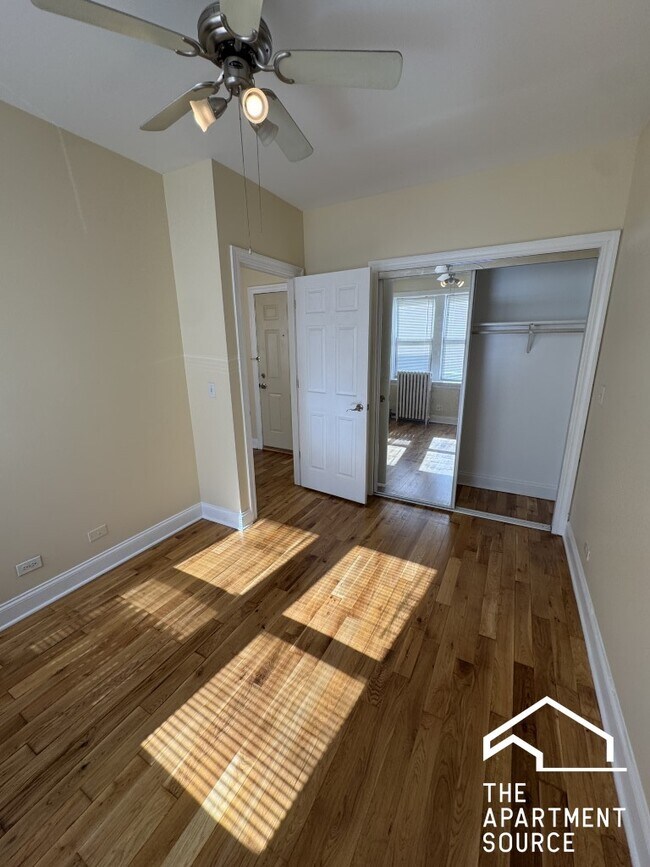 Building Photo - 4566 W George St