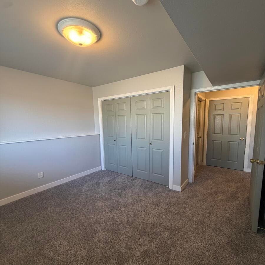 Building Photo - 1147 Eldora Ln