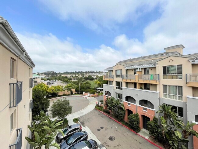 Building Photo - 3857 Pell Plz