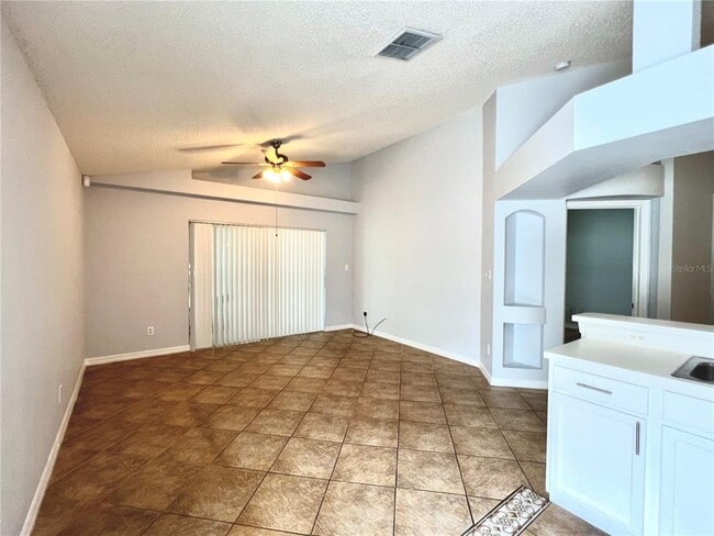 Building Photo - 80 Pine Forest Pl