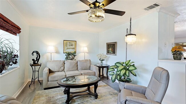 Building Photo - 13492 Dibella Ave