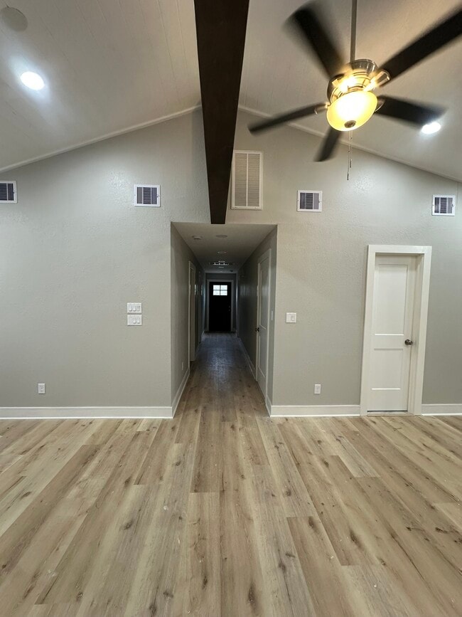 Building Photo - 8223 Wallis St