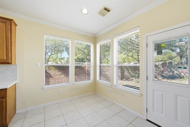 Building Photo - 22314 Ivy Stone Ct