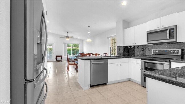 Building Photo - 3 br, 2 bath House - 5048 NW 122nd Ave