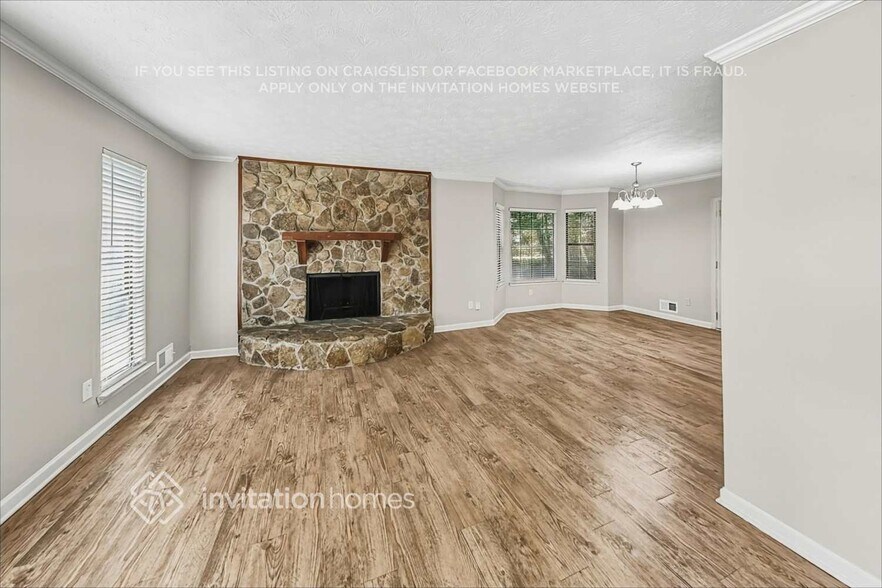 Building Photo - 113 Carrollwood Dr