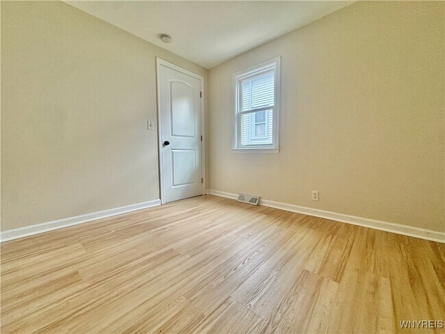 Building Photo - 63 St John St