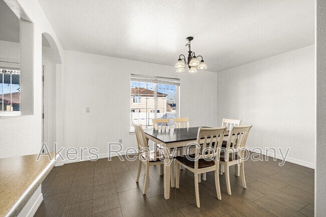 Building Photo - 2143 Teal Ct